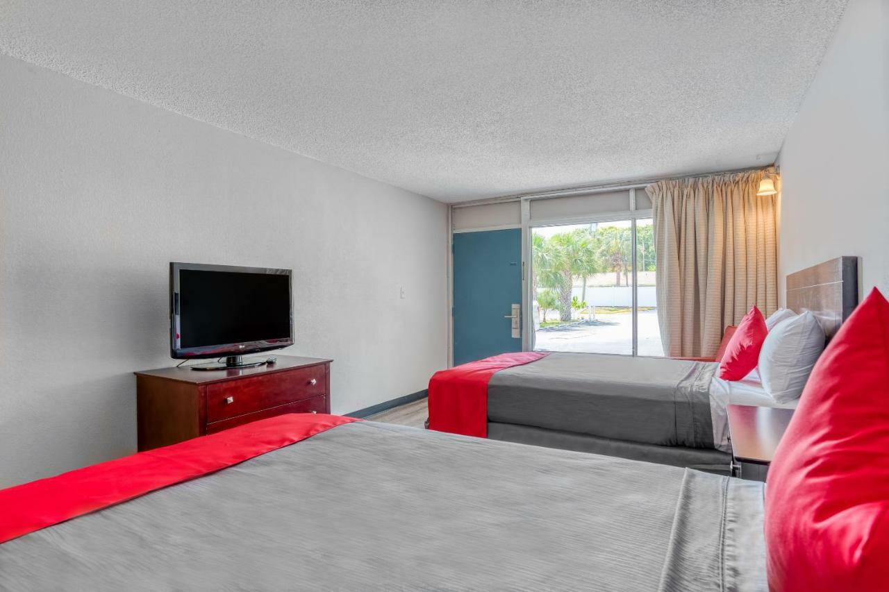 Bayside Inn Pinellas Park - Clearwater Экстерьер фото