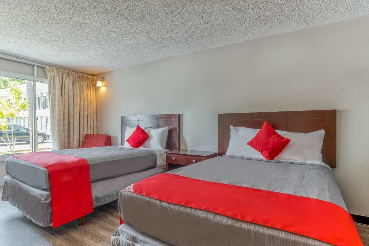 Bayside Inn Pinellas Park - Clearwater Экстерьер фото